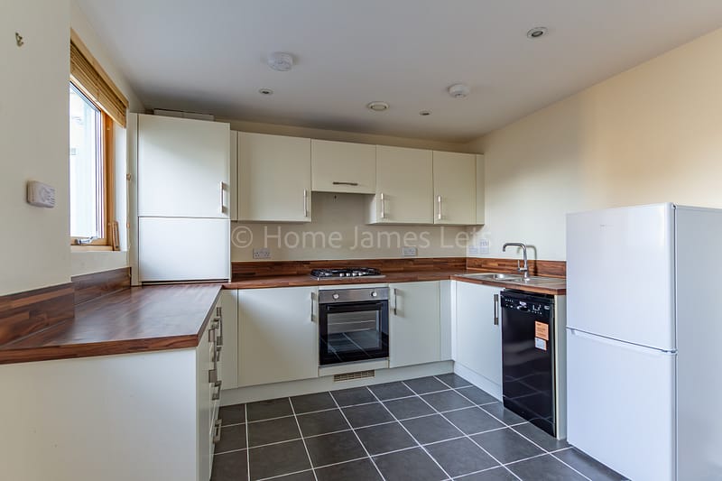 18533124 Kitchen (1)