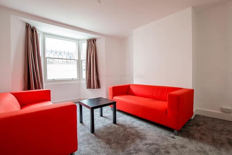 10468 Sitting Room