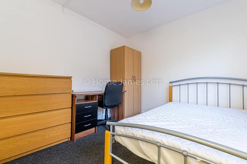 V919 Bedroom (7)